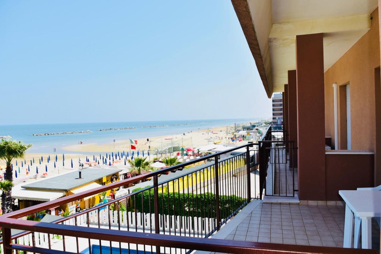 Astoria Hotel Pesaro Ngoại thất bức ảnh