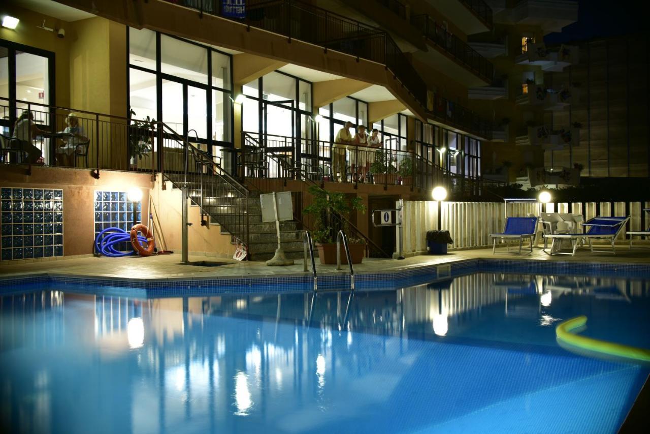 Astoria Hotel Pesaro Ngoại thất bức ảnh