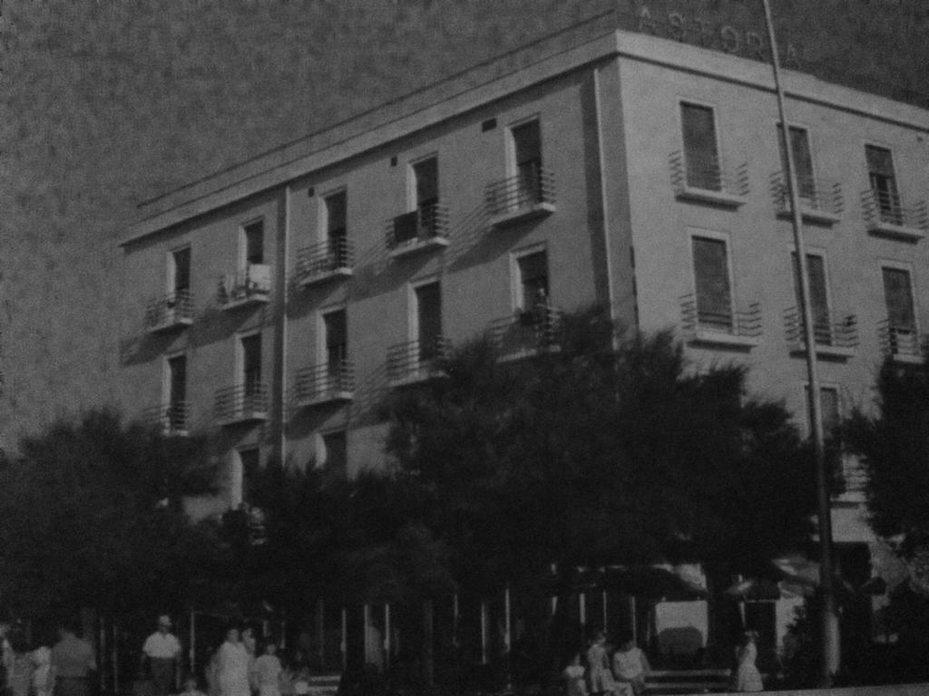 Astoria Hotel Pesaro Ngoại thất bức ảnh
