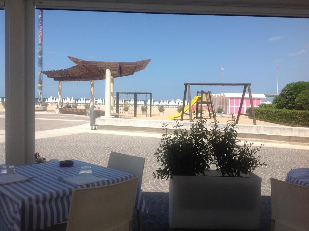 Astoria Hotel Pesaro Ngoại thất bức ảnh