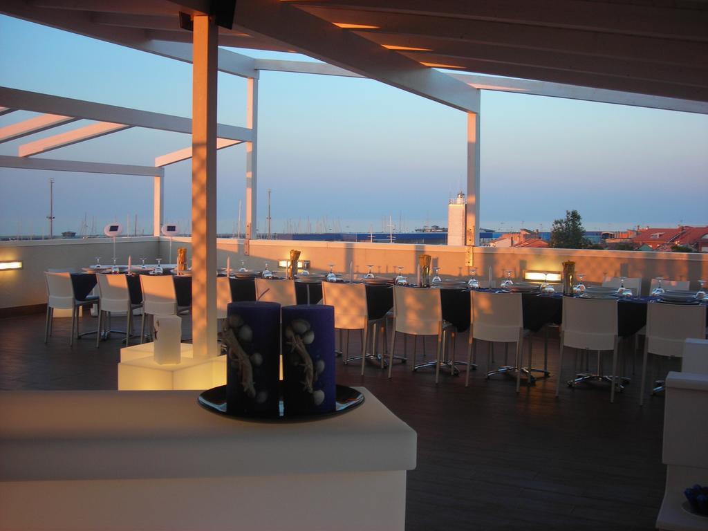Astoria Hotel Pesaro Ngoại thất bức ảnh