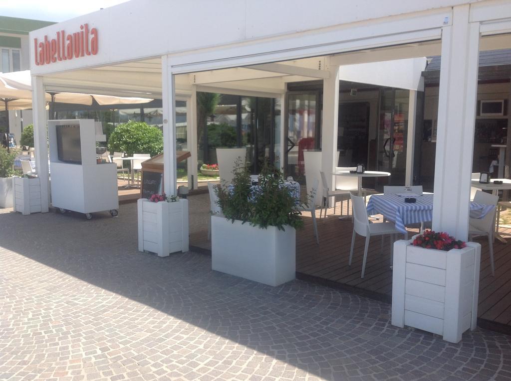 Astoria Hotel Pesaro Ngoại thất bức ảnh
