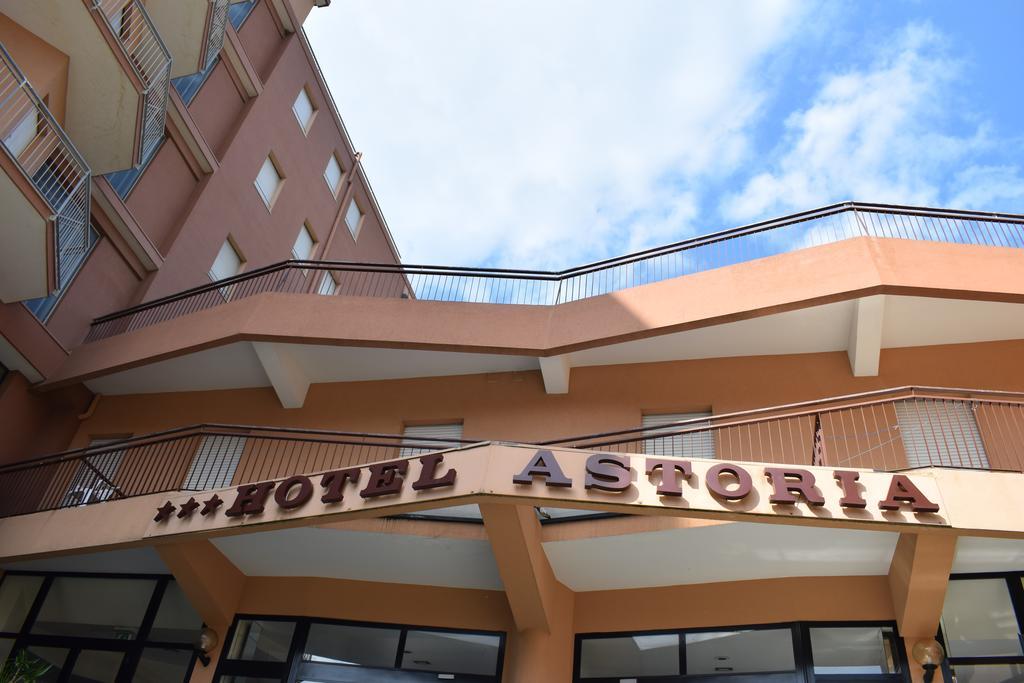 Astoria Hotel Pesaro Ngoại thất bức ảnh