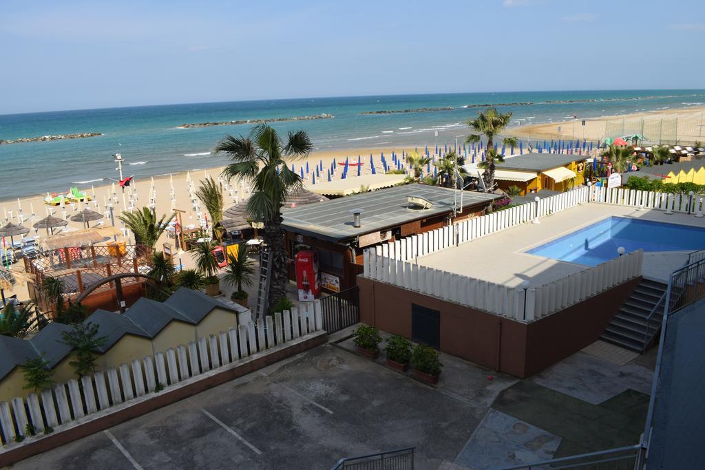 Astoria Hotel Pesaro Ngoại thất bức ảnh