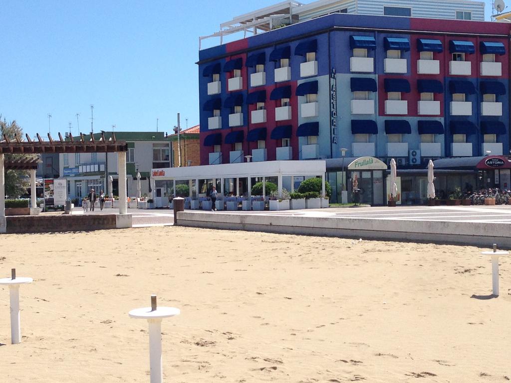 Astoria Hotel Pesaro Ngoại thất bức ảnh